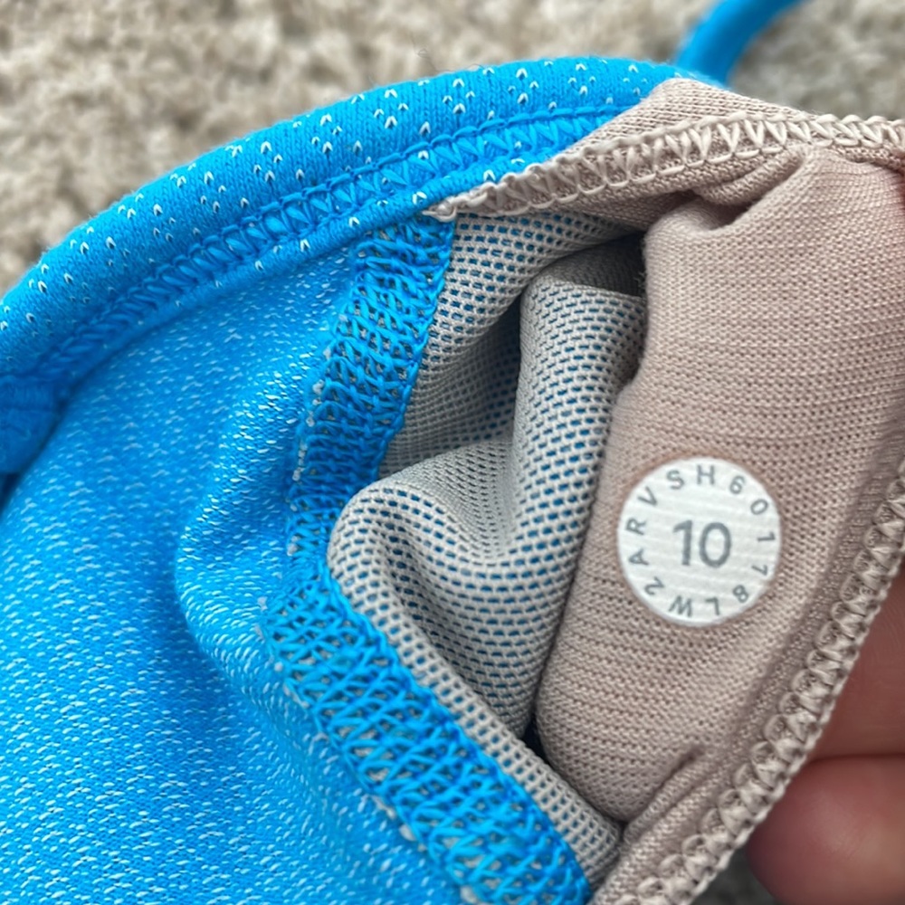Lululemon Sports Bra - Picture 4 of 5